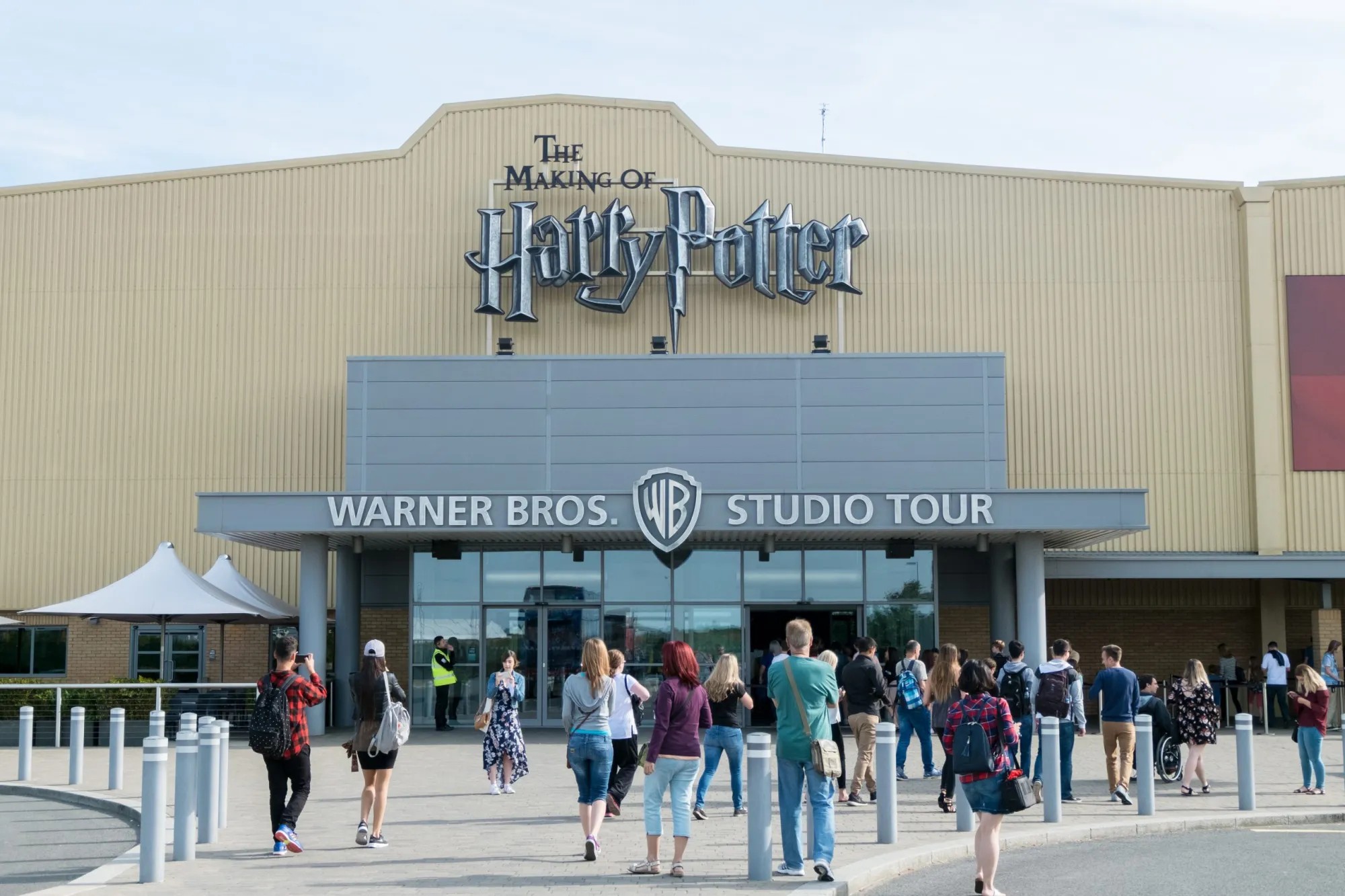 credit : Warner Bros. studio tour hollywood